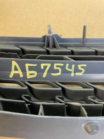 2004 to 2008 Toyota Matrix Front Upper Grill Grille AG7545 DG5