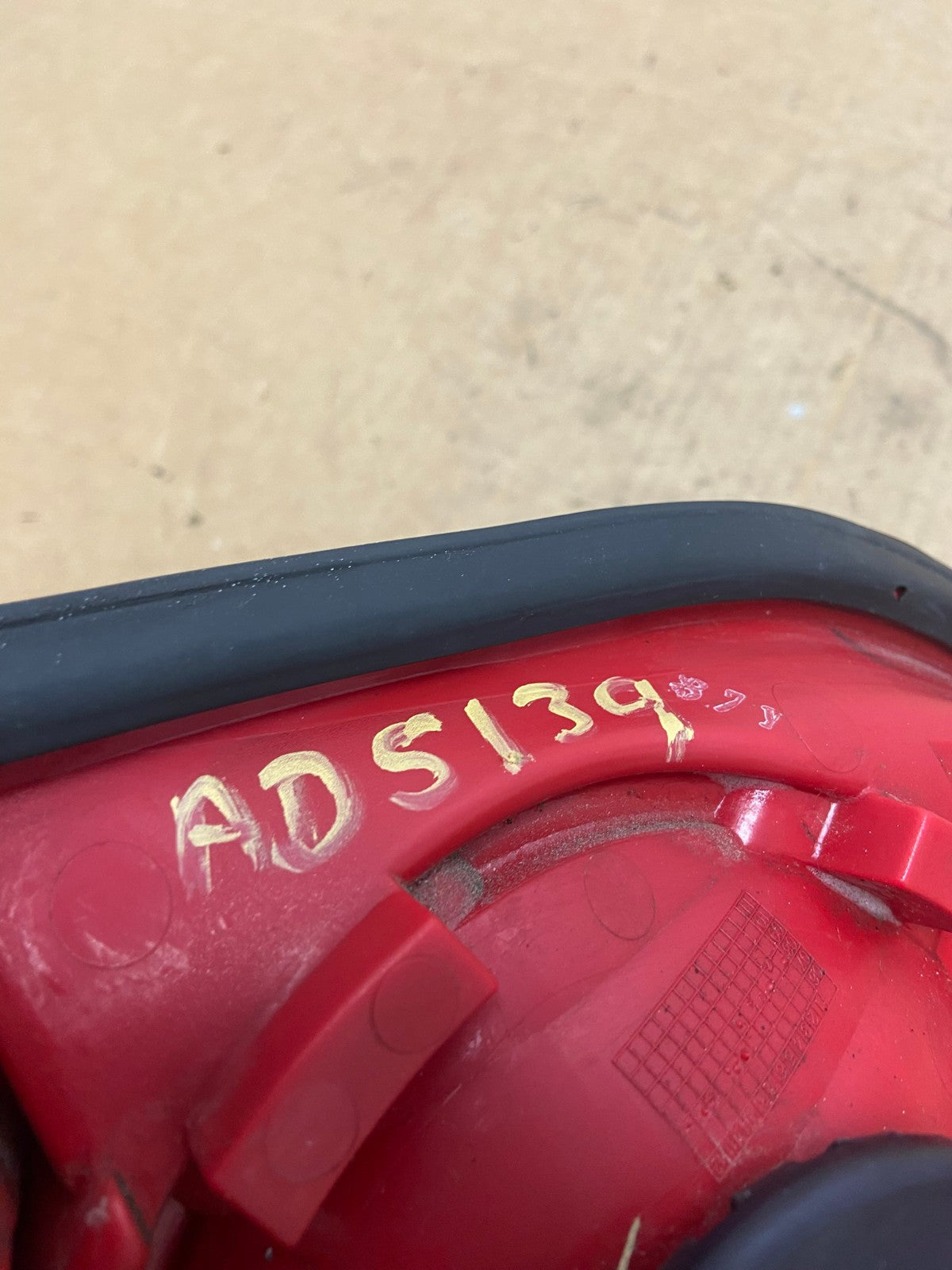 2008 - 2012 Chevrolet Malibu Right Passenger RH Side Tail Light AD5139 LK6