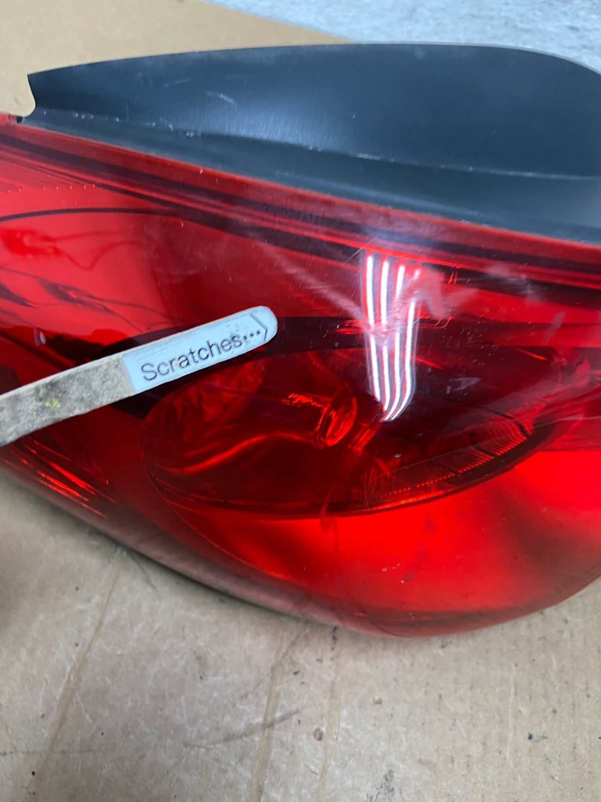 2011 2012 2013 Hyundai Elantra Sedan Left Driver Side Tail Light AD6119 LK3