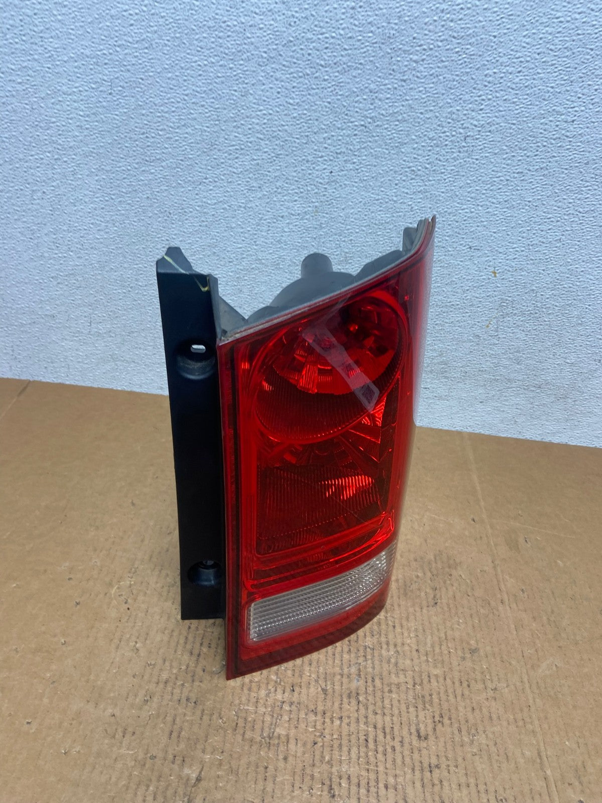 2009 to 2015 Honda Pilot Right Passenger Rh Side Tail light AE0506 LK2