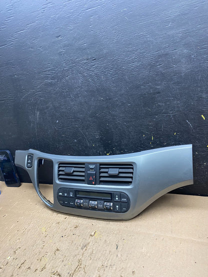 2005 to 2010 Honda Odyssey Radio Climate Control Dash Trim Bezel T8514 DG2
