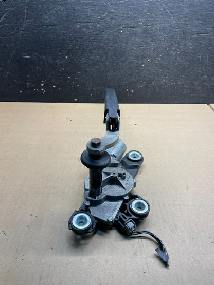 2012 to 2014 Ford Focus Rear Windshield Wiper Motor OEM BV61-17K441-AA w4326 dg4