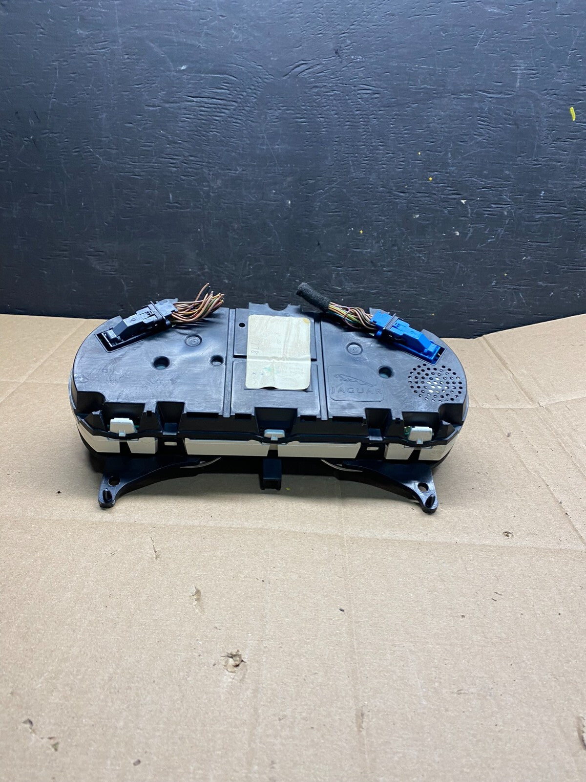 2010 2011 2012 Jaguar XF Instrument Cluster Gauge Speedometer I4863 DG15