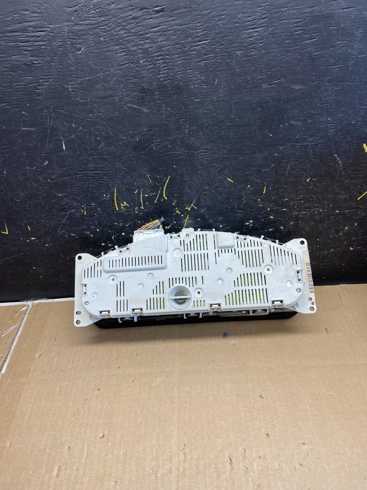 2005 Nissan Pathfinder Speedometer Cluster Gauge OEM AB1932 DG4