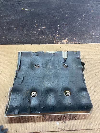 2001 to 2004 Cadillac Deville Seville Northstar Engine Motor Cover T9453 DG5