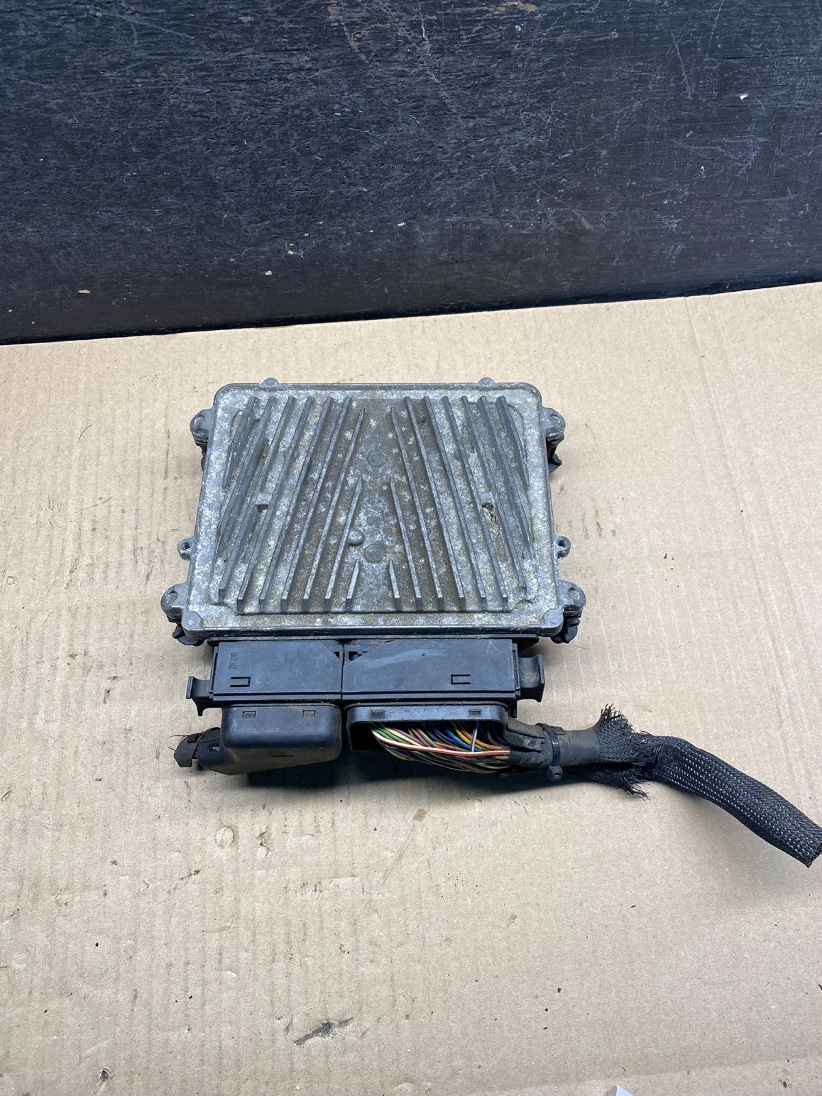 2008 to 2012 Mercedes C300 E350 Engine Computer Module ECM ECU AI7358 DG1