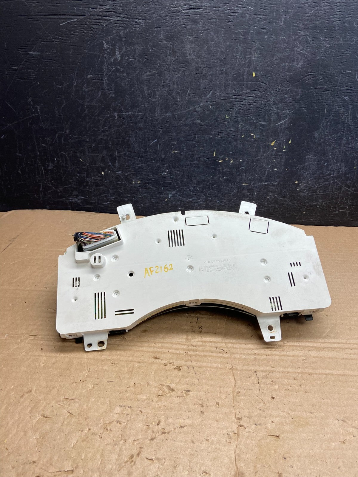 2004 2005 Nissan Armada Speedometer Cluster Gauge AF2162 DG5