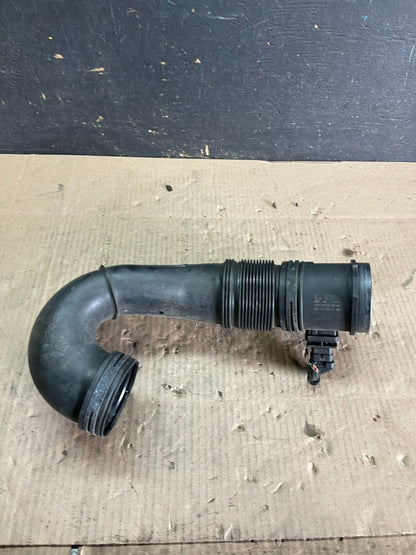 2011 to 2017 Volkswagen Touareg 3.6L Air Intake Hose Tube OEM M8951 DG1
