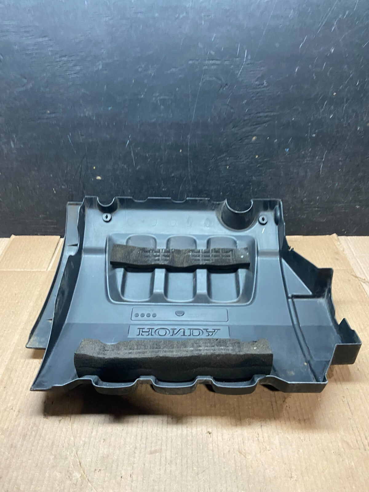 2005 to 2007 Honda Odyssey Black Engine Cover OEM i7182 DG4