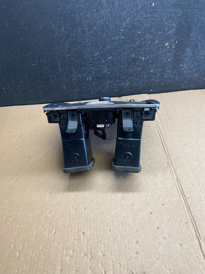 2011-2016 Chrysler Town Country Climate Control Panel Center Dash Trim AE4397 DG3