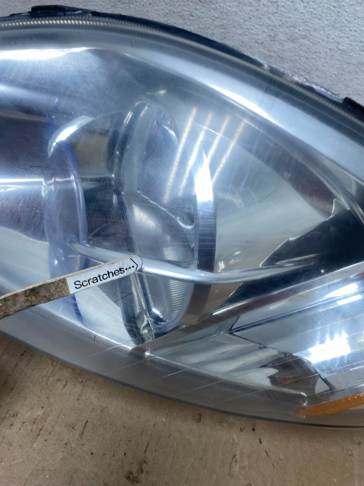 2006-2007 Mitsubishi Eclipse Left Driver LH Side Halogen Headlight AD8003 DW3