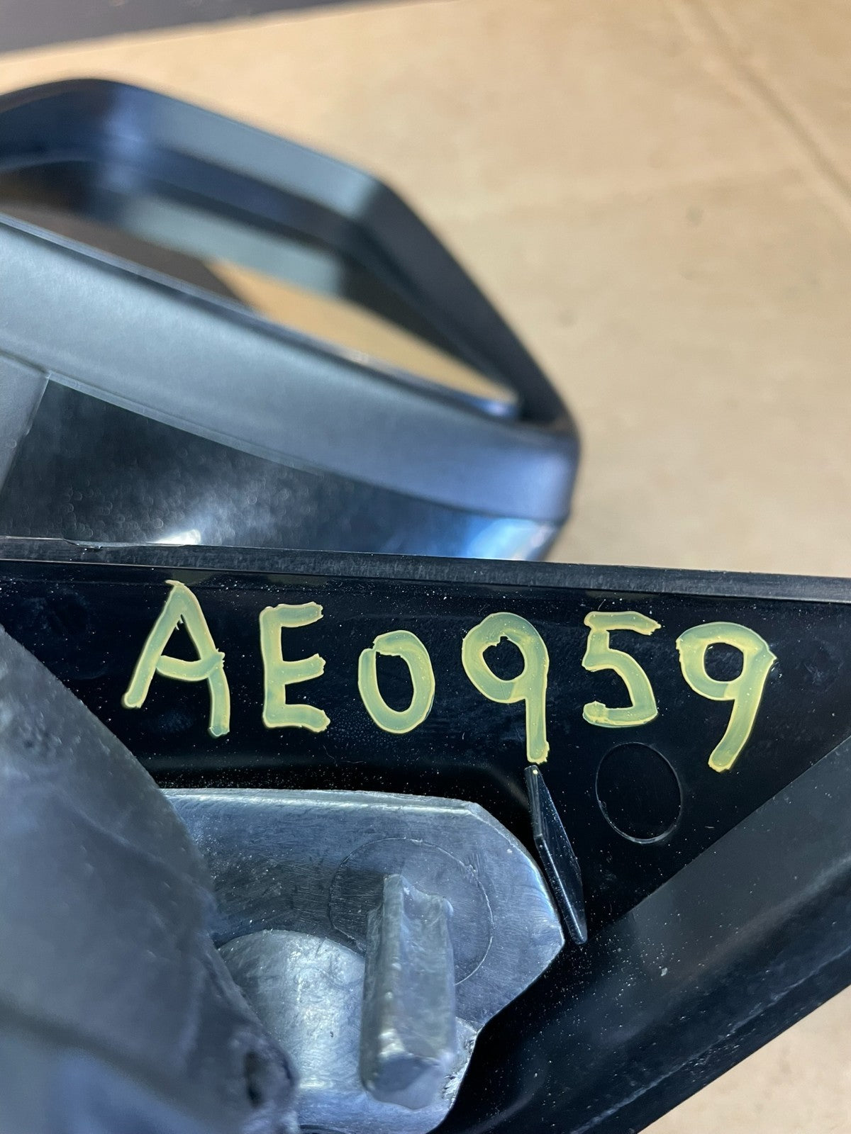 2010-2012 Buick Lacrosse Left Driver LH View Power Door Mirror AE0959 DW10