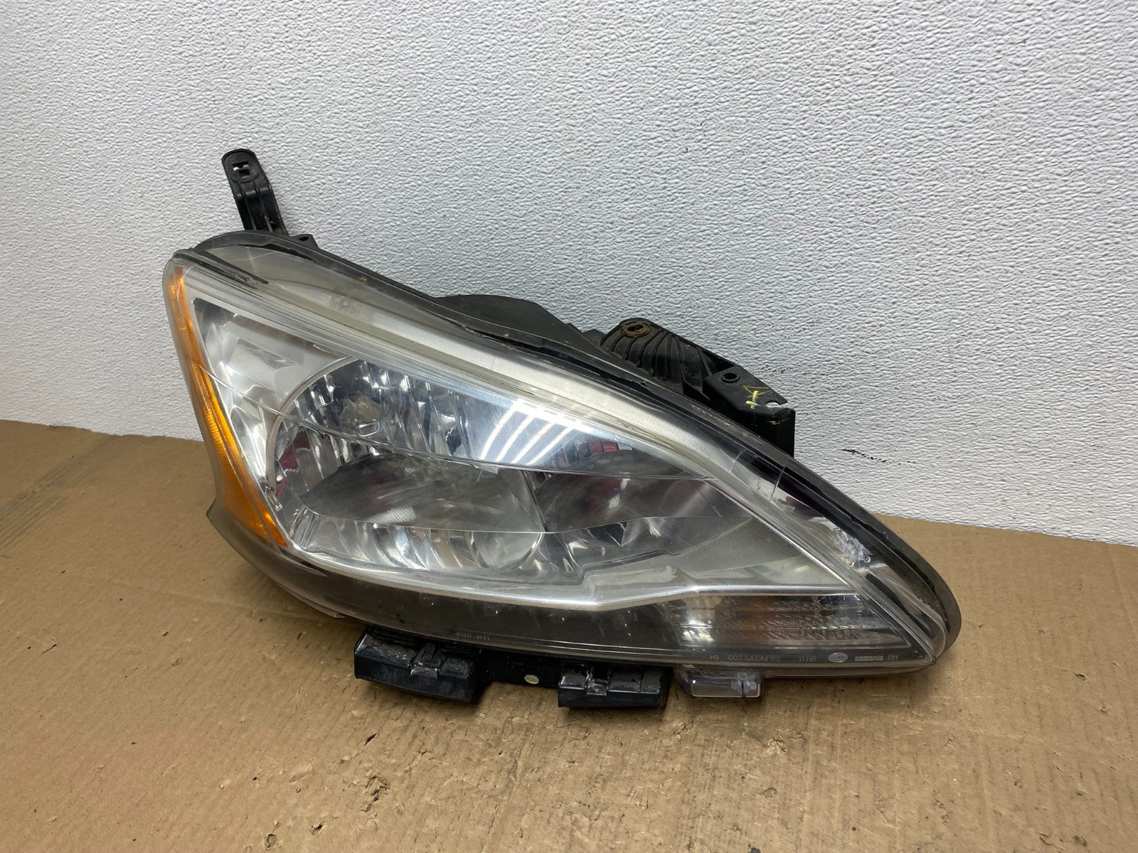 2013 - 2015 Nissan Sentra W/LED Halogen Right Passenger Headlight AB8563 DW1