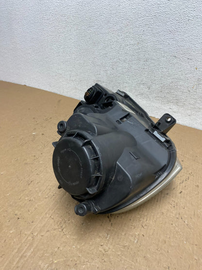 2005 to 2010 Volkswagen Jetta Left Driver LH Side Headlight Halogen AD8810 DW7