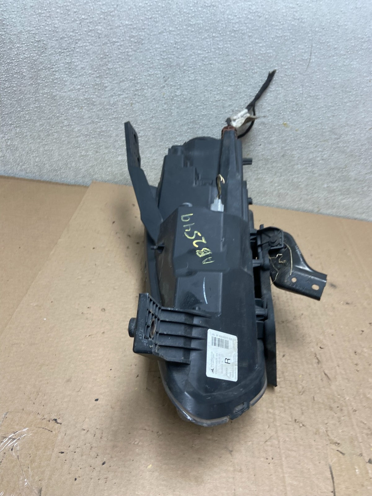 2013 to 2016 Dodge Dart Right Passenger Halogen Black Headlight AB2549 DW8