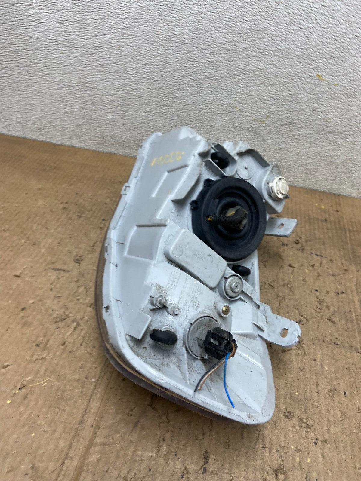 2007 - 2011 Chevrolet Aveo Ntbk Right Passenger Headlight Halogen AA8557 DG5