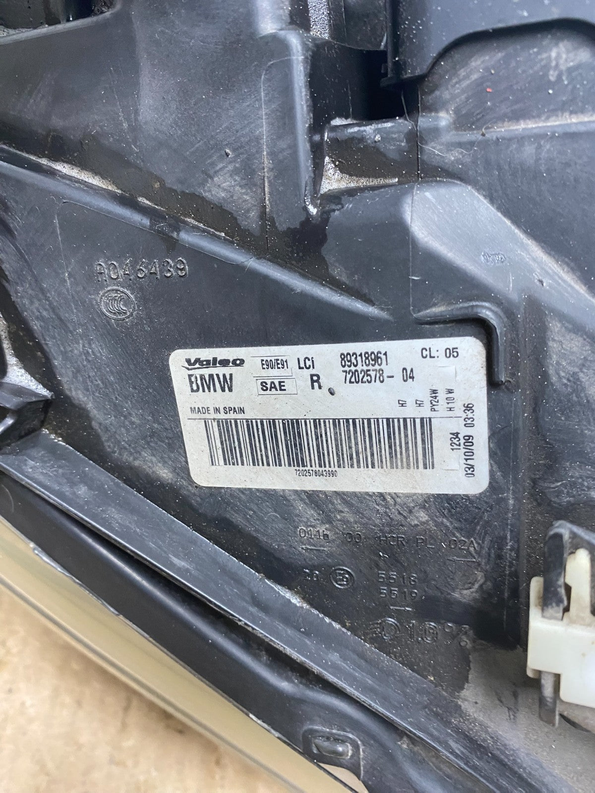 2009-2011 BMW 3 Series 328i 4/D Sedan Headlight Halogen Right Passenger AI349110