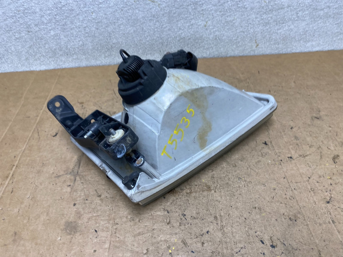 2001 2002 2003 Toyota Sienna Left Driver Lh Side Headlight Halogen T5535 DW8