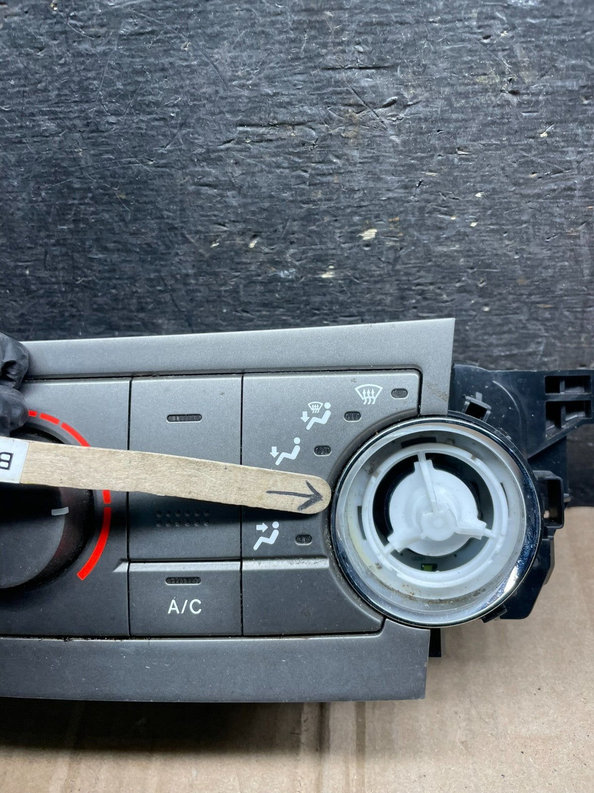 2008 to 2011 Toyota Highlander AC Heat Temp Climate Control OEM X4511 DG2