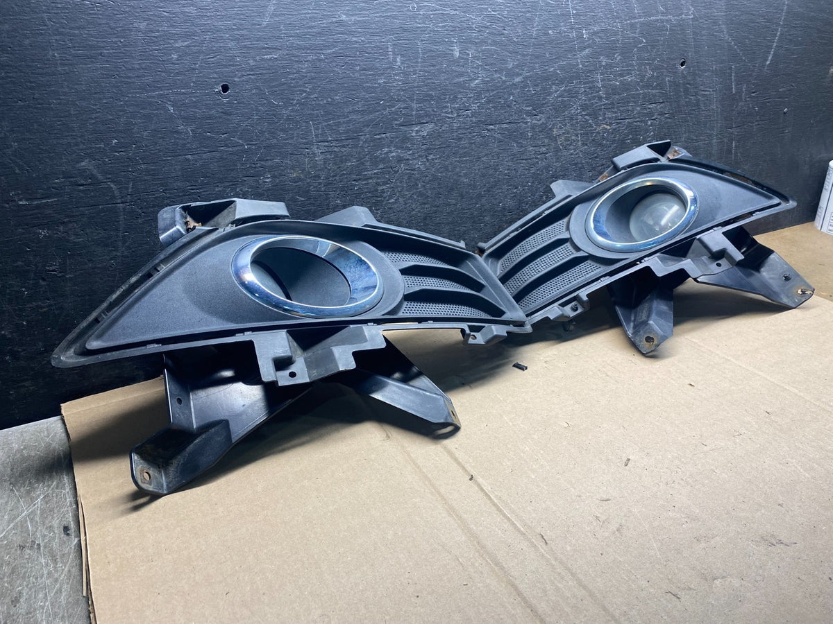2013-2016 Ford Fusion Front Bumper Left+Right Set Fog Light Bezel Trim AJ0490 DG1
