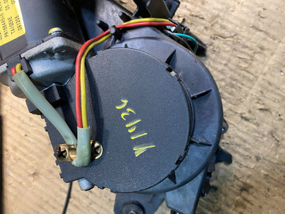2007-2014 Kia Sedona Left Electric Power Sliding Door Motor Regulator Y1436 DG4