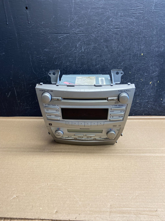 2007 to 2009 Toyota Camry Radio CD Player Climate Control Bezel AG0396 DG0