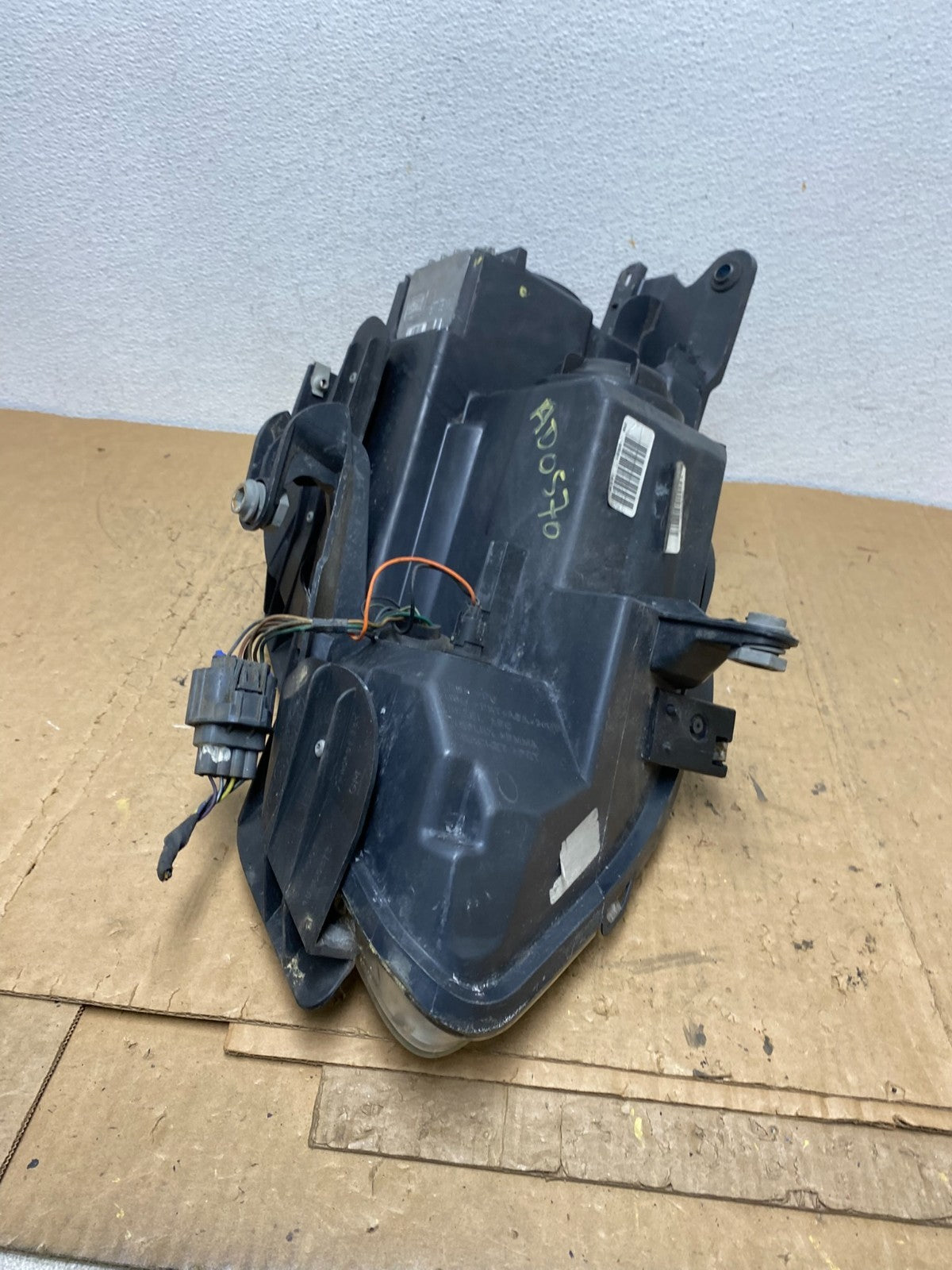 2007-2012 Gmc Acadia Xenon HID Headlight Left Driver LH Side AD0570 DW8