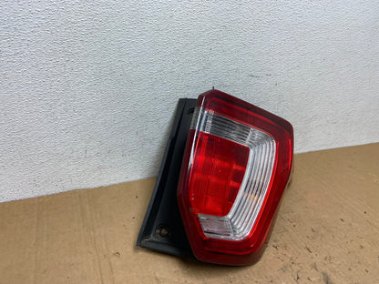 2016 -2019 Ford Explorer Right Passenger Side Rh Tail light AD3281 LK2