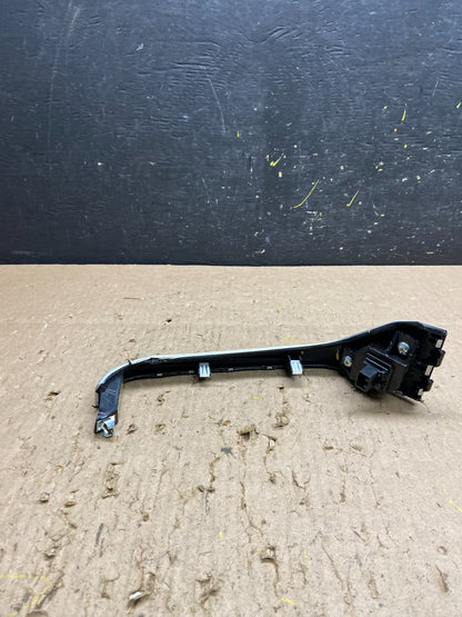 2009-2010 Nissan Murano Dash Trim Panel With Hazard Buttom Switch T6343 DG2