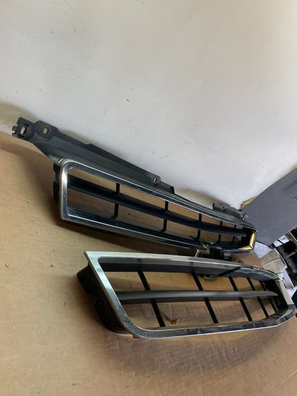 2008 to 2013 Chevrolet Tahoe Hybrid Front Grill Grille AF8793 PS2