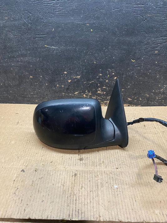 2003-2006 Chevrolet Tahoe Suburban Right Passenger Turn Door Mirror OEM x9690 DG0