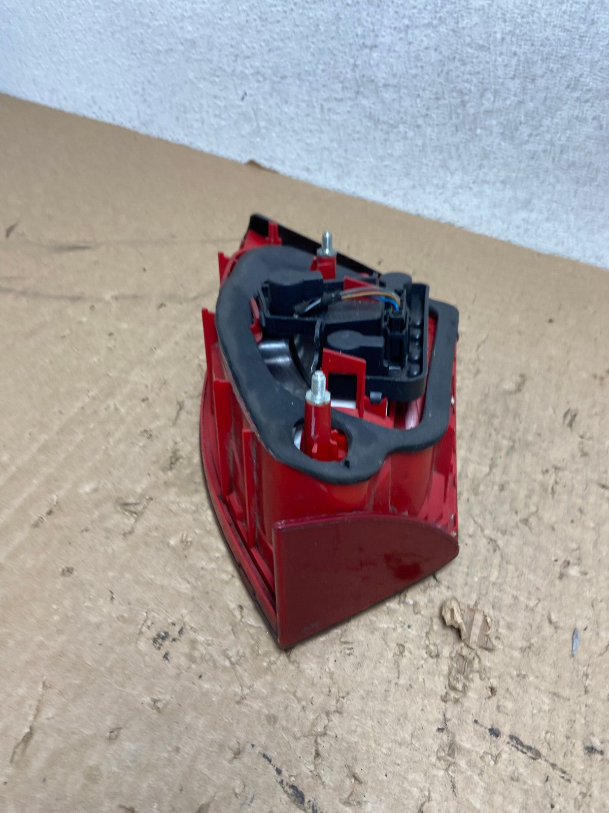2011-2014 Volkswagen Jetta Left Driver LH Inner Trunk Tail Light AG1403 LK5
