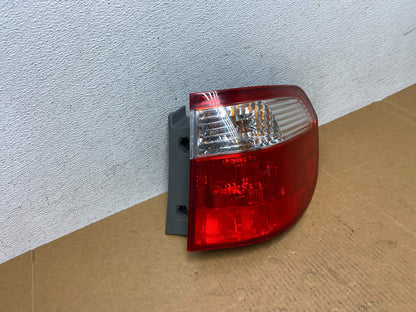 2005 2006 2007 Honda Odyssey Right Passenger RH Side Tail Light AD9081 DW2