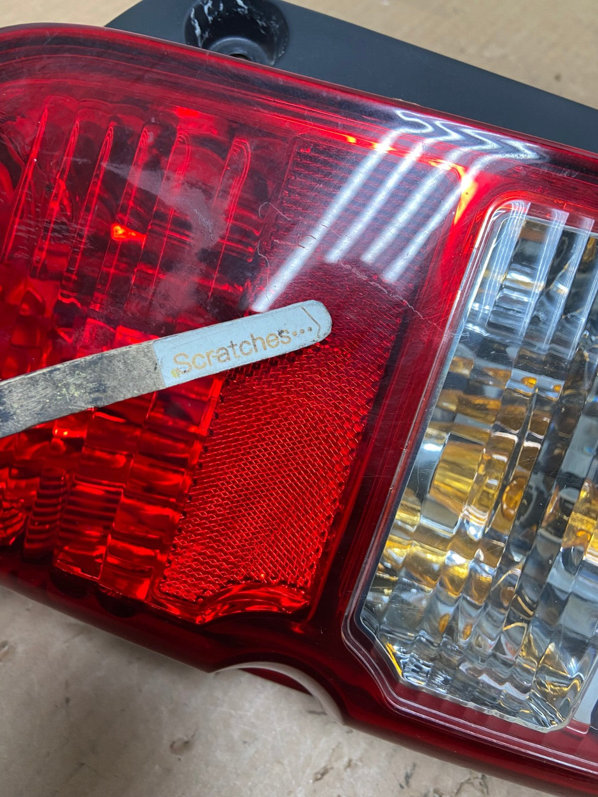 2005 to 2012 Nissan Pathfinder Tail light Left Driver Lh Side AI5624 LK3