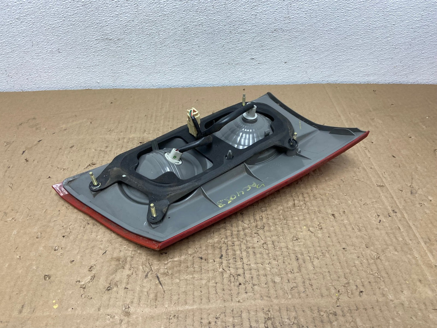 2006 to 2010 Toyota Sienna Right Passenger Rh Inner Tail Light Oem AC4058 LK5