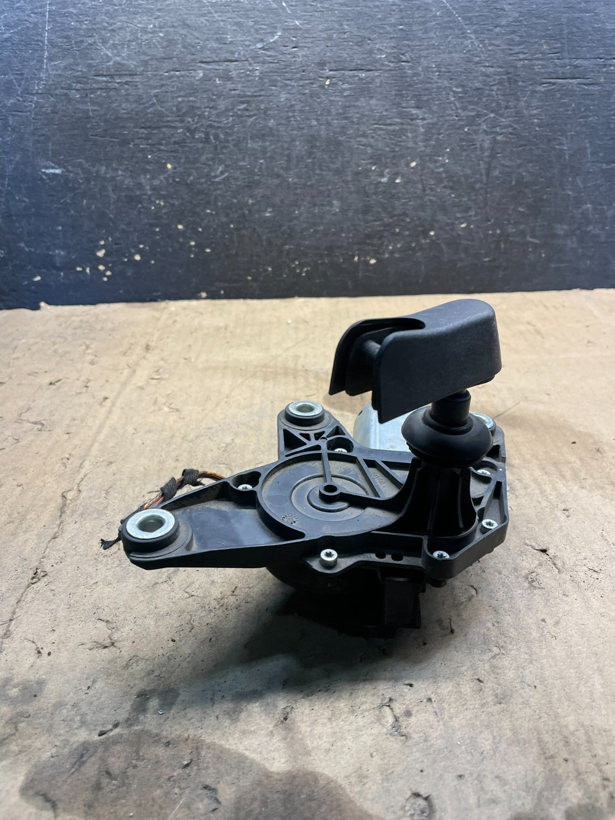 2006 to 2012 Mercedes W251 R350 Rear Windshield Glass Wiper Motor W7426 PS2
