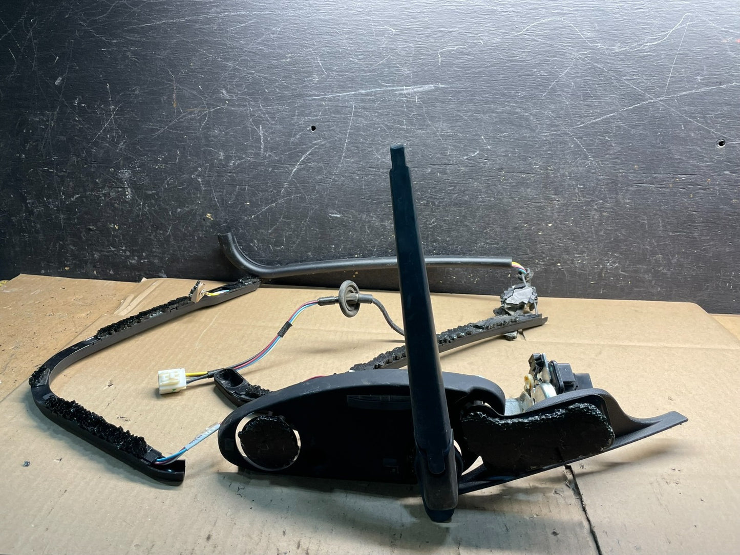 2011-2013 Jeep Grand Cherokee Tailgate Back Door Rear Wiper Motor Wiper V9050 DG0