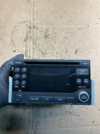 2011 Nissan Quest Radio Receiver Sat AM FM CD Screen Display t7508 DG0