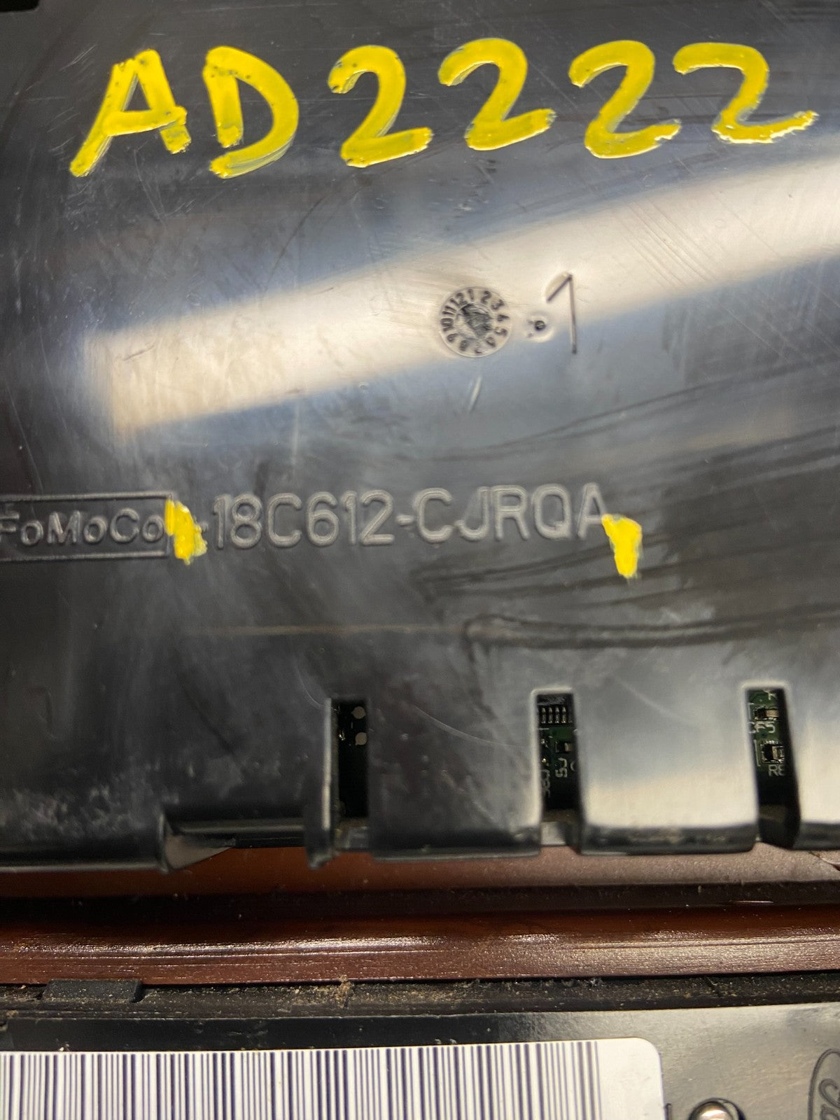2005 to 2007 Ford Five Hundred Radio Climate Dash Bezel Surround AD2222 DG5