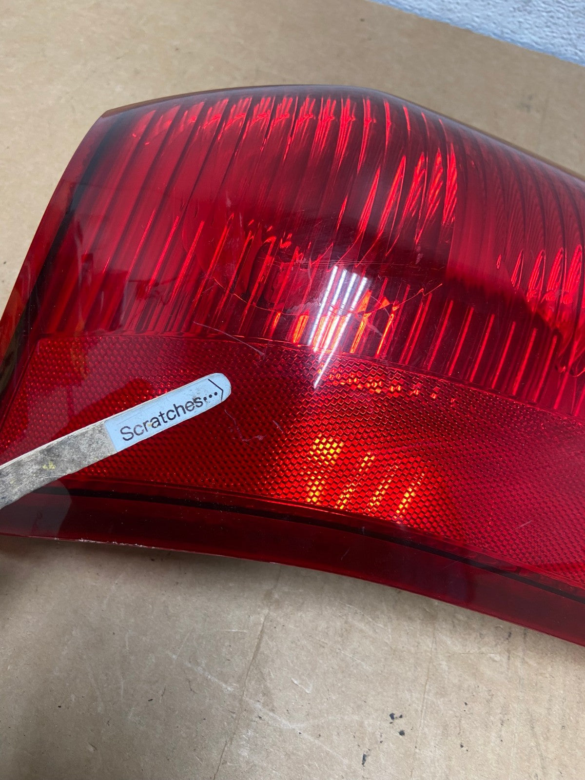 2004 2005 2006 2007 Saturn Vue Left Driver Lh Side Tail Light AD4530 LK3