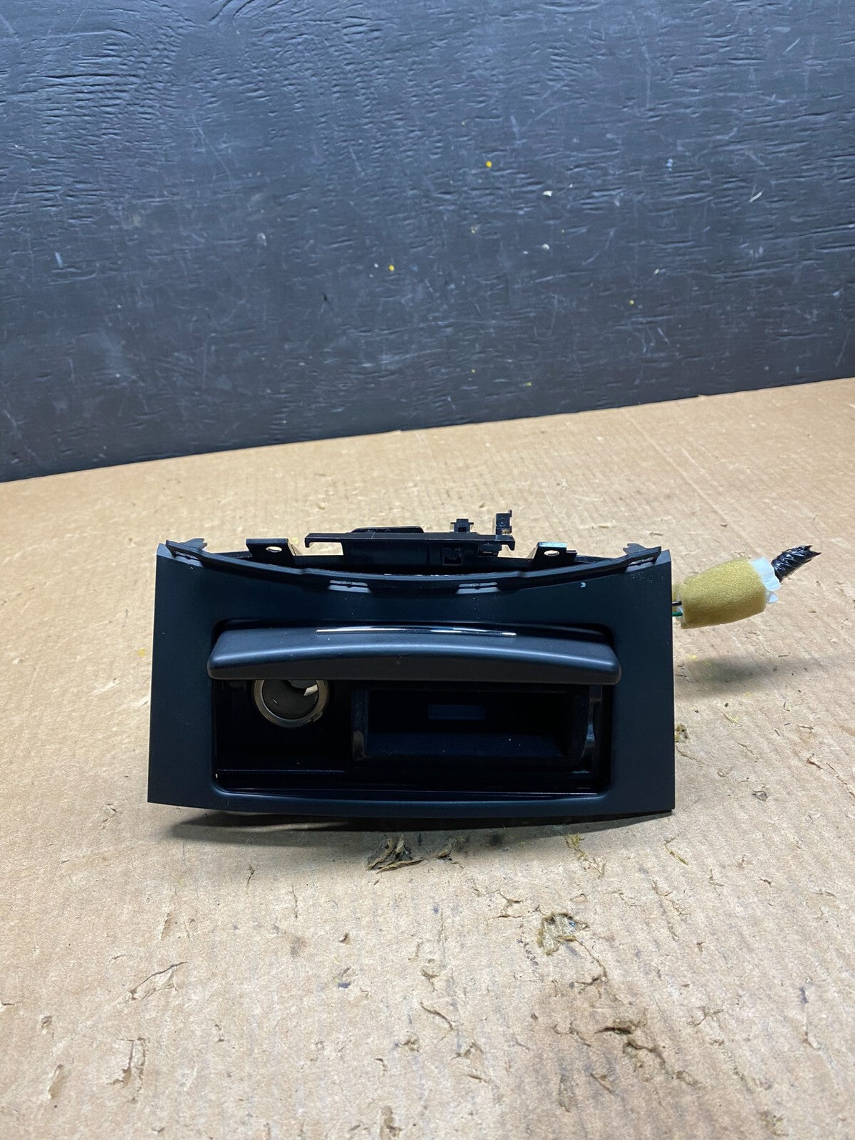 2009 to 2014 Infiniti FX35 FX50 Dashboard Center Console Storage H7300 PS5