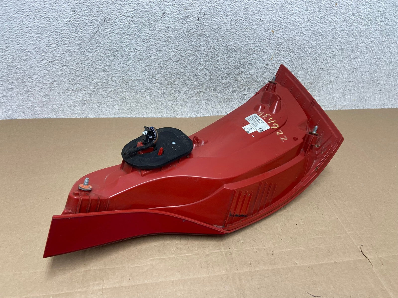 2010 - 2015 Audi Q7 Left Driver LH Side Tail Light AE4922 LK5