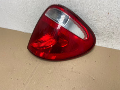 2004 - 2007 Dodge Grand Caravan Right Passenger Side Tail Light AG6841 LK1