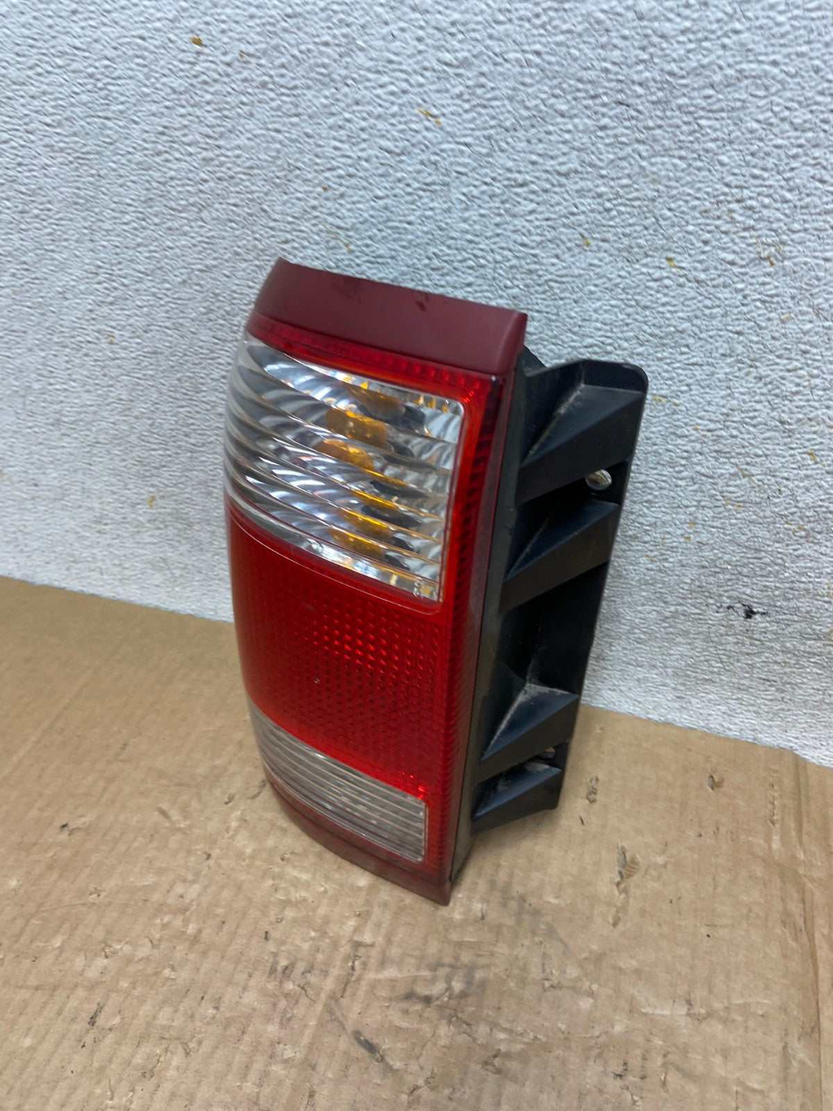 1999 to 2004 Nissan Pathfinder Left Driver Lh Side Tail light AI6679 LK1