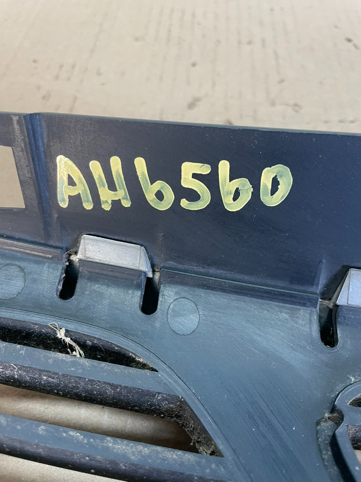 1999 to 2001 Saab 9-3 Front Upper Grille Grill AH6560 DG5