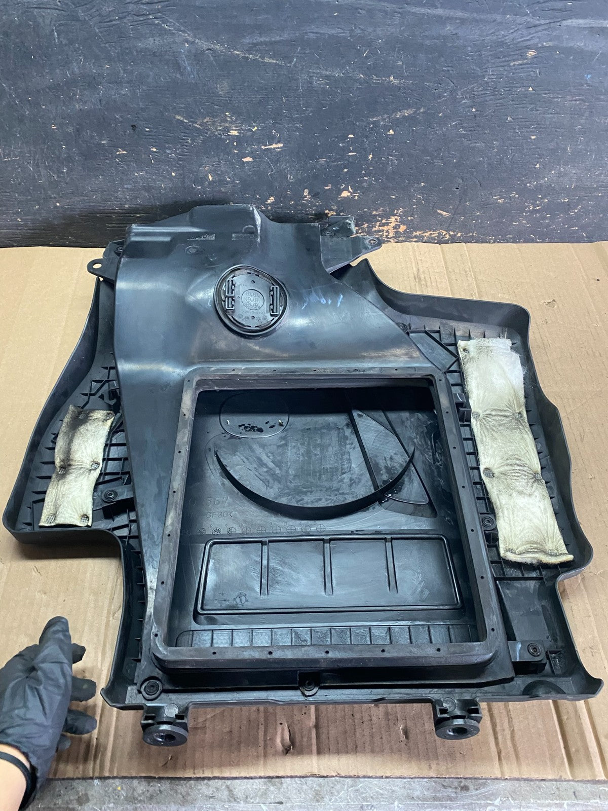 2010 2011 2012 Mazda CX7 CX-7 2.3L Engine Shield Top Cover s6082 DG4