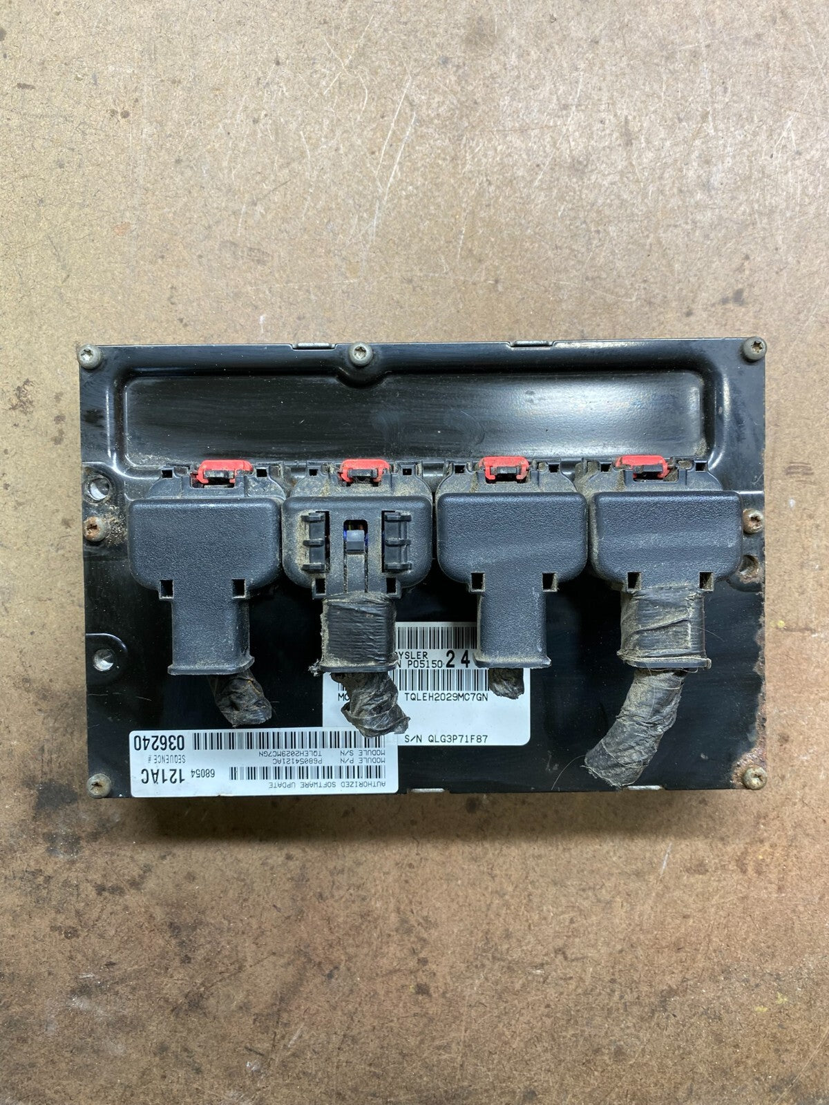 2008 2010 Dodge Charger Chrysler 300 Engine Control ECM 68054121ac M3195 DG0