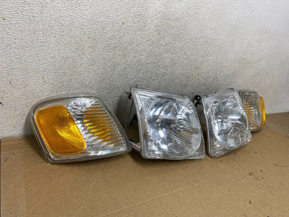 2001-2005 Ford Explorer Sport Trac Left+Right Turn Signal Headlight AH8246 DG1