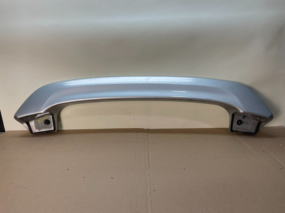 2001 2005 Toyota RAV4 Rear Upper Liftgate Spoiler Hatch 3rd Brake Light AJ06803