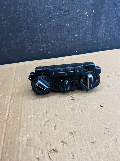2011 - 2014 Volkswagen Jetta Center Climate Control Panel AC Heater ad2190 DG0